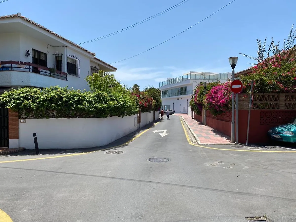 Precioso Chalet En Almunecar Junto Al Mar Con Garage Privado Holiday home
