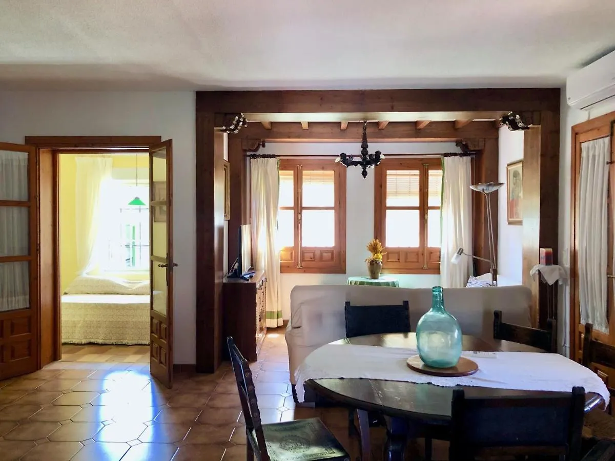 Precioso Chalet En Almunecar Junto Al Mar Con Garage Privado